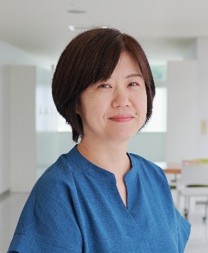 宮沢直子氏